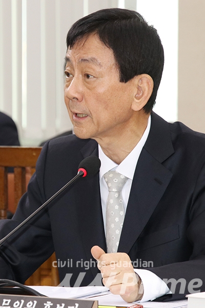 행정안전부 장관으로 내정된 진영 더불어민주당 의원.   [사진 / 박선진 기자]