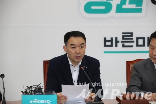 24일 바른미래다아 채이배 의원이 모두발언 하고 있다.  ⓒ국회기자단 김진혁 기자