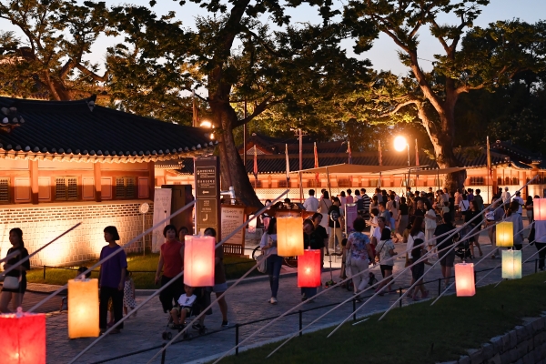 수원시는 지난 9~11일 3일 간 수원화성 일대에서 열린 '2019 수원 문화재 야행'을 개최했다. ⓒ수원시