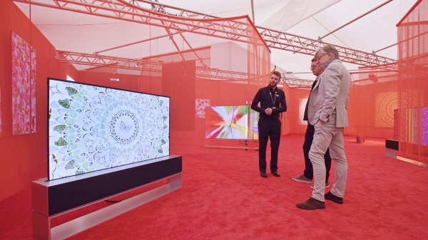 세계적인 아트페어 ‘프리즈’서 예술 작품으로 거듭난 LG 올레드 TV